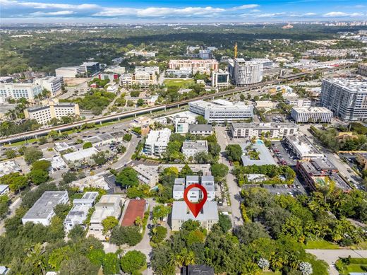 Wohnkomplexe in South Miami, Miami-Dade County