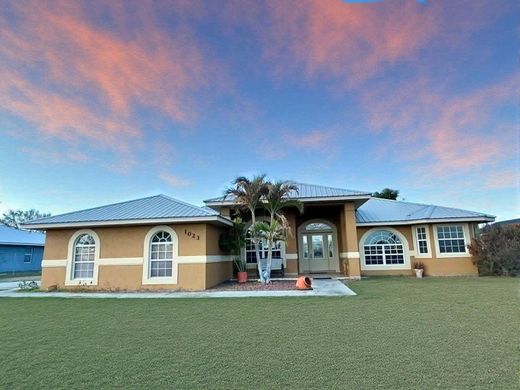 Willa w Clewiston, Hendry County