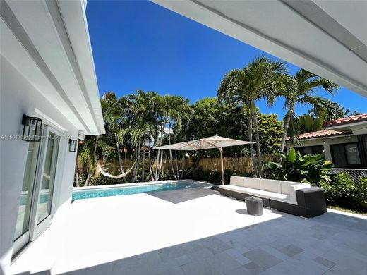 Villa - Surfside, Miami-Dade County