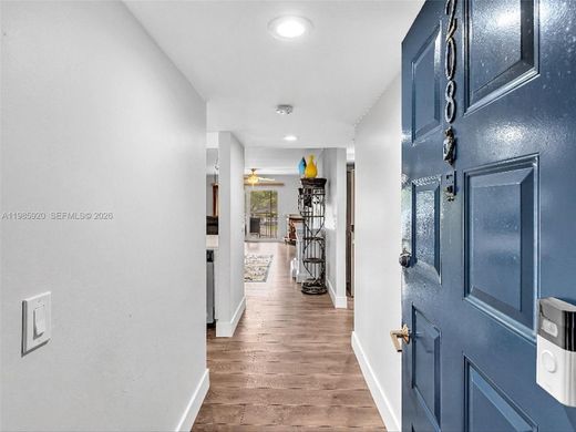 Residential complexes in Pembroke Pines, Broward County