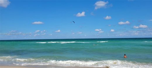 مجمع شقق ﻓﻲ Miami Beach, Miami-Dade County