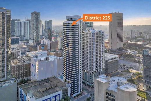 Residential complexes in Miami, Miami-Dade
