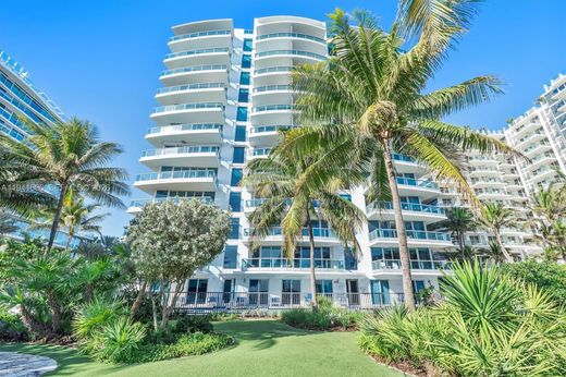Complesso residenziale a Surfside, Miami-Dade County