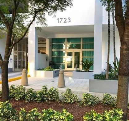 Residential complexes in Miami, Miami-Dade