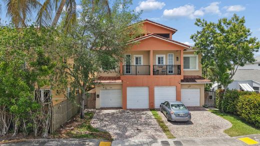 Townhouse in Fort Lauderdale, Broward County