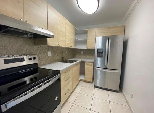 Residential complexes in Miami, Miami-Dade