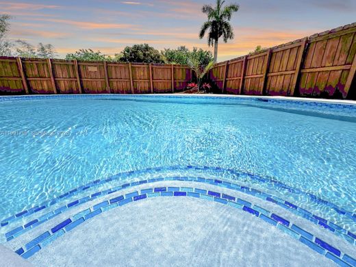 Villa in Hollywood, Broward County