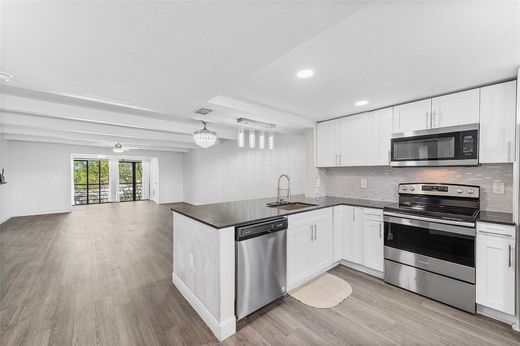 公寓楼  Boca Raton, Palm Beach County