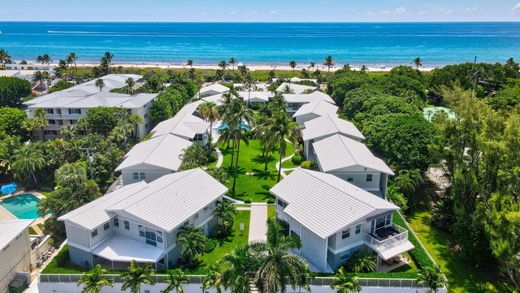 Residential complexes in Delray Beach, Palm Beach