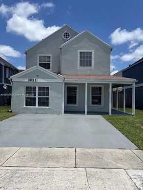 Villa in Miramar, Broward County
