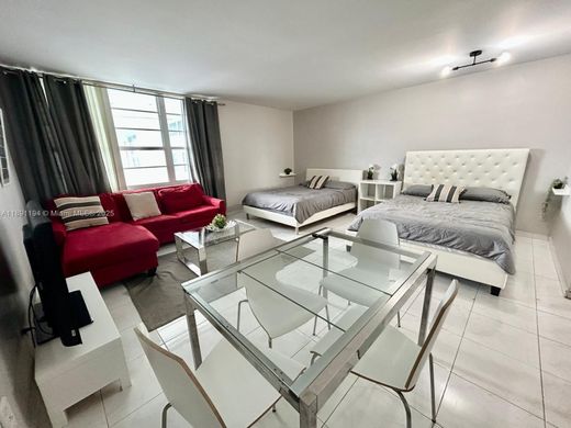 콘도미니엄 / Miami Beach, Miami-Dade County