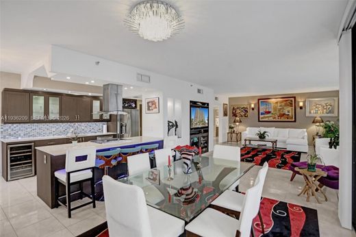 公寓楼  Aventura, Miami-Dade County