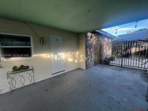 ‏בניין ב  Hialeah, Miami-Dade County