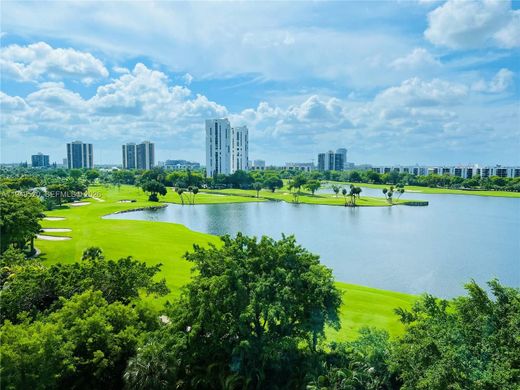 Residential complexes in Aventura, Miami-Dade