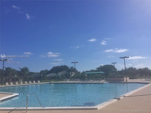 Townhouse in Coconut Creek, Broward County