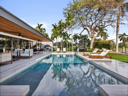 Villa Palmetto Bay, Miami-Dade County