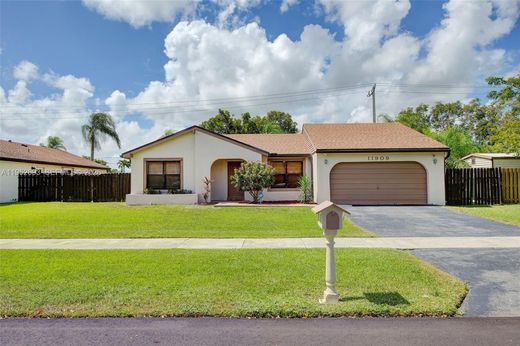Villa - Cooper City, Broward County