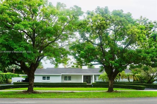 Βίλα σε Pinecrest, Miami-Dade County