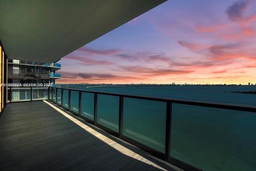 Komplex apartman Miami, Miami-Dade County