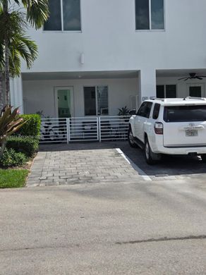 Complesso residenziale a Doral, Miami-Dade County