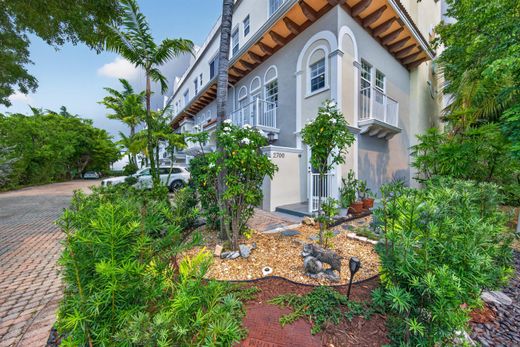 Townhouse in Wilton Manors, Broward County