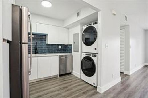 Residential complexes in Sunrise, Broward County