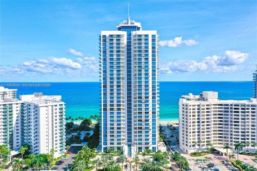 Residential complexes in Hollywood, Broward County