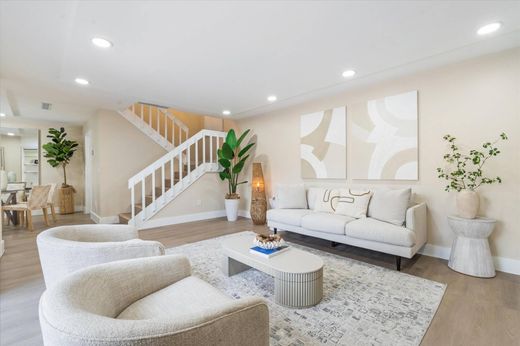 Townhouse in Jupiter, Palm Beach