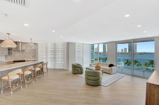 Residential complexes in Aventura, Miami-Dade
