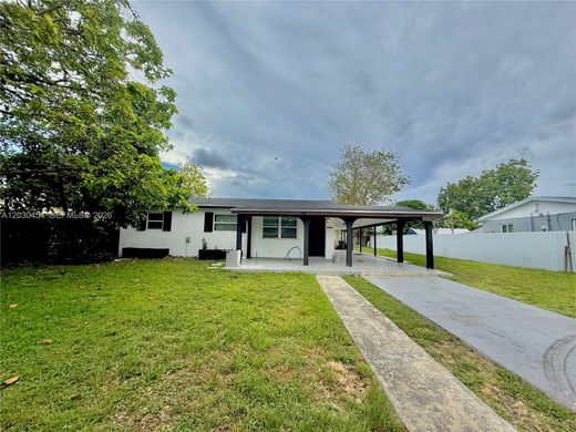 Villa in Miami, Miami-Dade