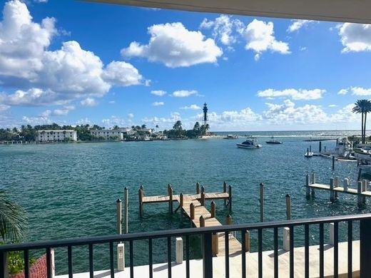 مجمع شقق ﻓﻲ Pompano Beach, Broward County