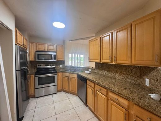 Residential complexes in Lauderdale Lakes, Broward County