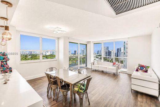 Residential complexes in Aventura, Miami-Dade