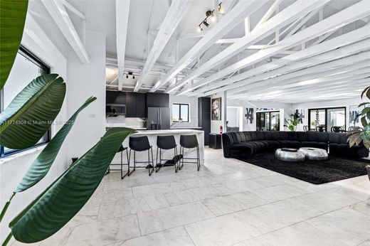 ﻓﻴﻼ ﻓﻲ ميامي، فلوريدا, Miami-Dade County