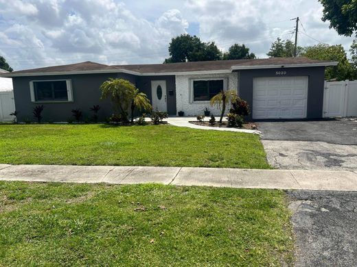 Villa in Lauderhill, Broward County