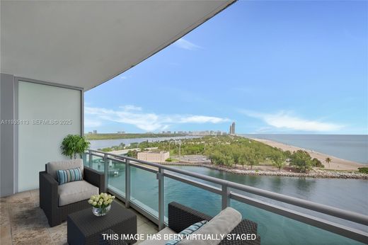 Wohnkomplexe in Bal Harbour, Miami-Dade County