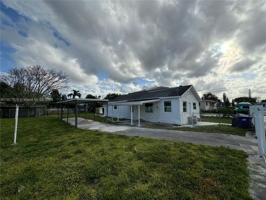 Villa a Miami Heights Trailer Park, Miami-Dade County