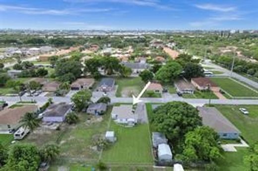 Villa in Pompano Beach, Broward County