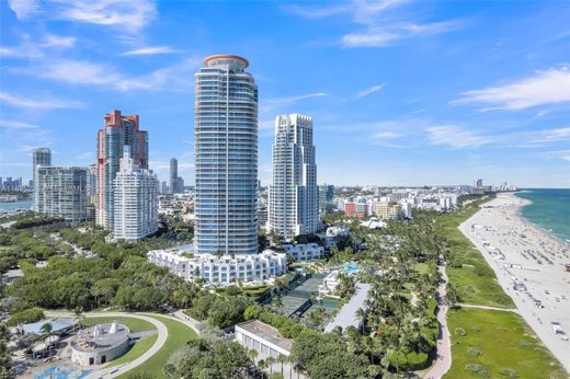Residential complexes in Miami Beach, Miami-Dade