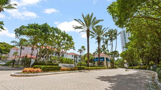 Residential complexes in Aventura, Miami-Dade