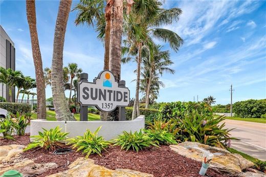 Residential complexes in Stuart, Martin County