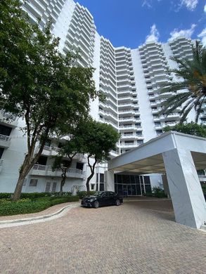 Complesso residenziale a Aventura, Miami-Dade County