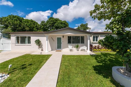 빌라 / Miami Gardens, Miami-Dade County