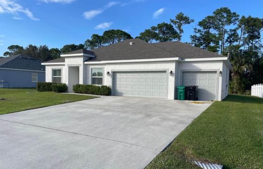 Villa in Port Saint Lucie, Saint Lucie County