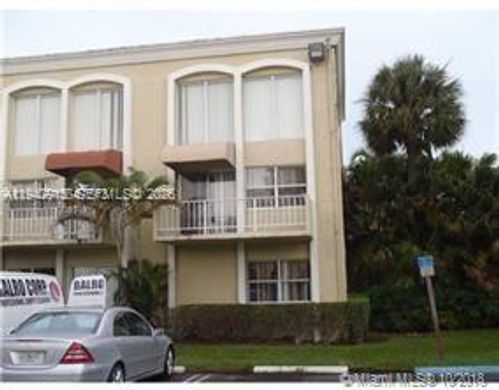 Komplex apartman Miami Lakes, Miami-Dade County