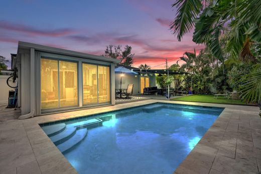 Villa in Oakland Park, Broward County