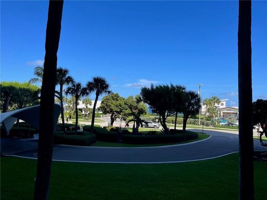 Residential complexes in Deerfield Beach, Broward County