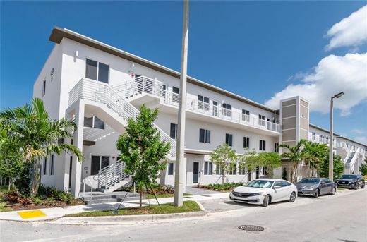Komplex apartman Doral, Miami-Dade County