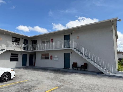 Complexos residenciais - Hialeah, Miami-Dade County
