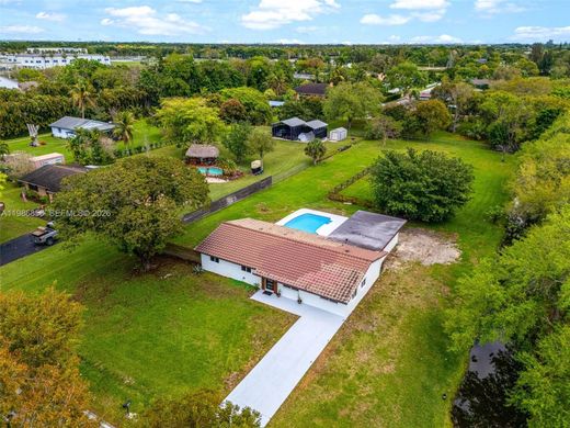 Villa in Southwest Ranches, Broward County